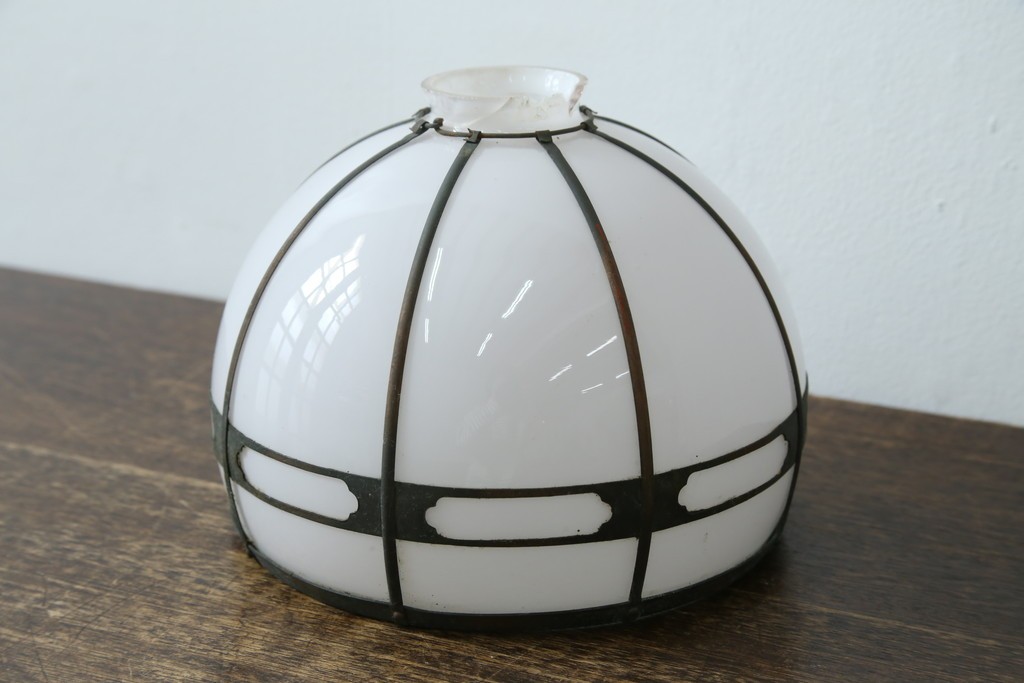 《引っ掛けシーリング式ペンダントライト加工費込み》　和製アンティーク　大正ロマン　ふっくらとしたドーム型の真鍮飾り付きペンダントライト　※傷み有り　(R-087480)