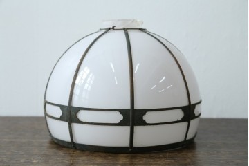 《引っ掛けシーリング式ペンダントライト加工費込み》　和製アンティーク　大正ロマン　ふっくらとしたドーム型の真鍮飾り付きペンダントライト　※傷み有り　(R-087480)