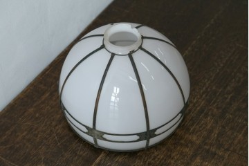 《引っ掛けシーリング式ペンダントライト加工費込み》　和製アンティーク　大正ロマン　ふっくらとしたドーム型の真鍮飾り付きペンダントライト　※傷み有り　(R-087480)