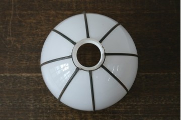 《引っ掛けシーリング式ペンダントライト加工費込み》　和製アンティーク　大正ロマン　ふっくらとしたドーム型の真鍮飾り付きペンダントライト　※傷み有り　(R-087480)