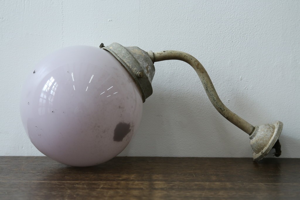 和製アンティーク　昭和初期　丸いシェードが可愛らしいレトロなウォールライト　(R-087481)