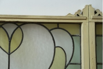 アンティーク建具　希少!!　大正ロマンの趣漂う洋館のステンドグラス入り窓　(R-087483)