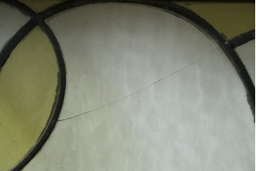 アンティーク建具　希少!!　大正ロマンの趣漂う洋館のステンドグラス入り窓　(R-087483)