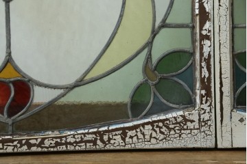 アンティーク建具　希少!!　大正ロマンの趣漂う洋館のステンドグラス入り窓　(R-087483)