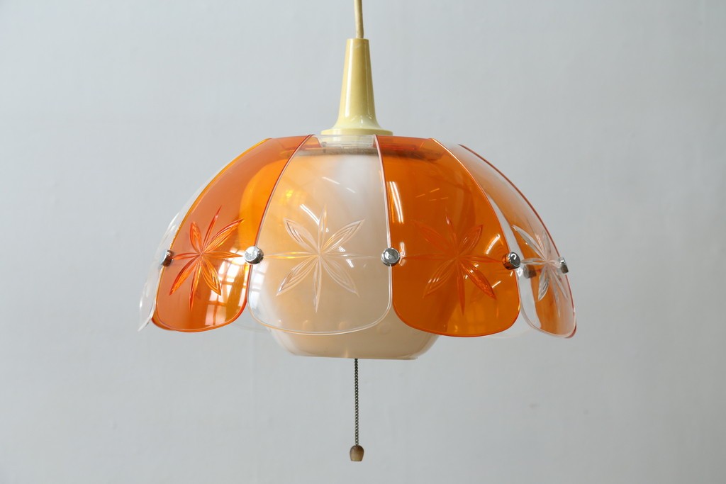 和製ヴィンテージ　昭和レトロ　ナショナル(National、松下電工)　レトロポップなペンダントライト　(R-087484)