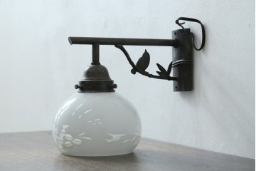 和製アンティーク　アームの意匠と切子細工が魅力のウォールライト　(R-087488)