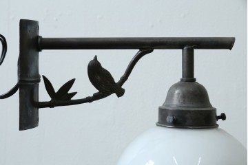 和製アンティーク　アームの意匠と切子細工が魅力のウォールライト　(R-087488)