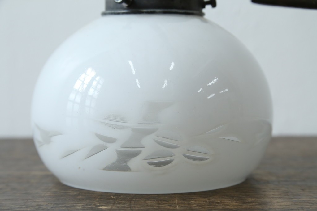 和製アンティーク　アームの意匠と切子細工が魅力のウォールライト　(R-087488)