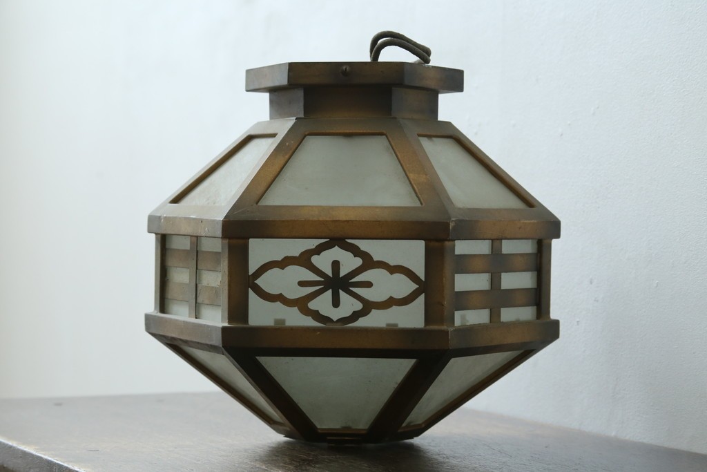 和製アンティーク　花菱文様をあしらった六角形のシーリングライト　(R-087489)