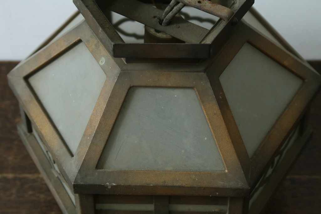 和製アンティーク　花菱文様をあしらった六角形のシーリングライト　(R-087489)