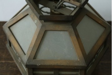 和製アンティーク　花菱文様をあしらった六角形のシーリングライト　(R-087489)