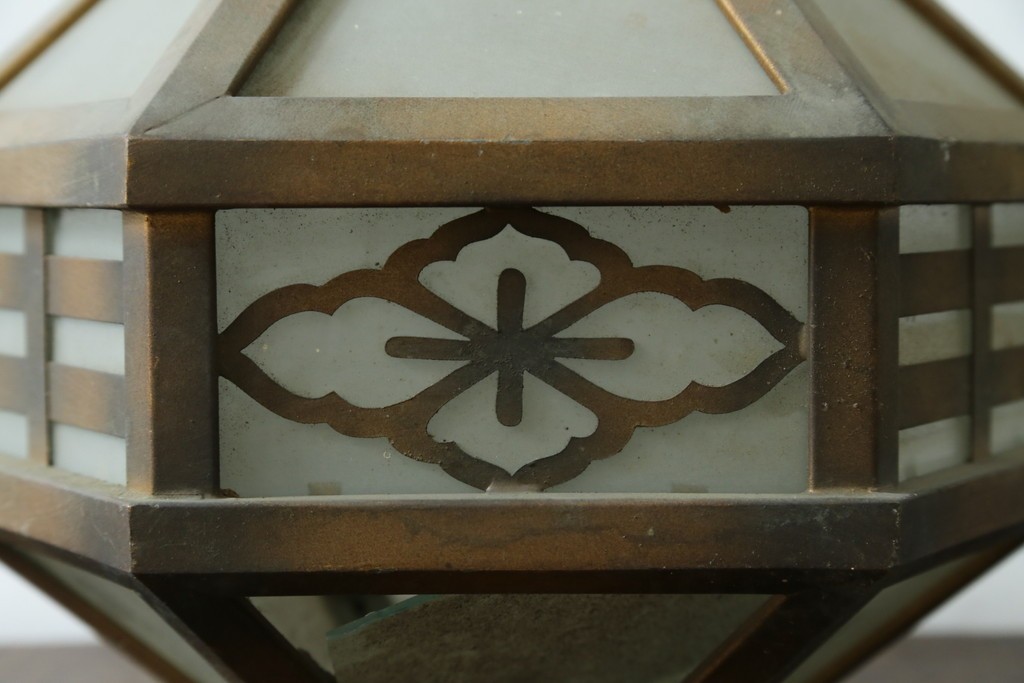 和製アンティーク　花菱文様をあしらった六角形のシーリングライト　(R-087489)