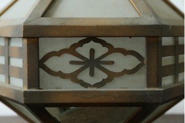 和製アンティーク　花菱文様をあしらった六角形のシーリングライト　(R-087489)