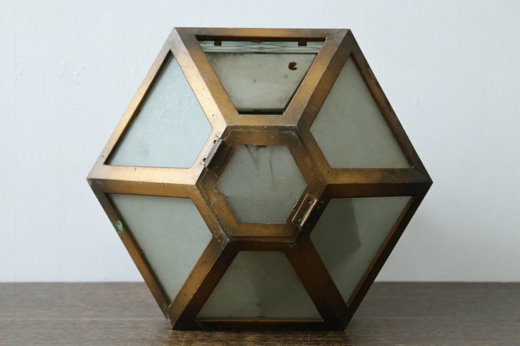 和製アンティーク　花菱文様をあしらった六角形のシーリングライト　(R-087489)