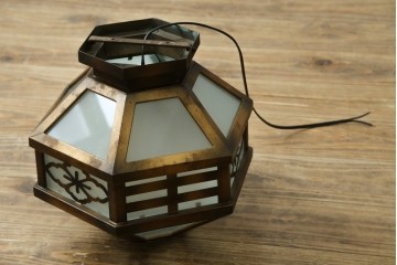 和製アンティーク　花菱文様をあしらった六角形のシーリングライト　(R-087489)