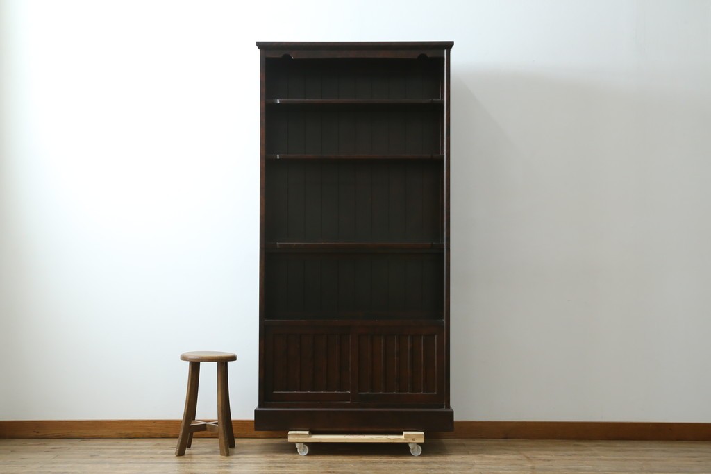 中古　希少な廃番品　北海道民芸家具　格子意匠が印象的な本棚　(R-087491)