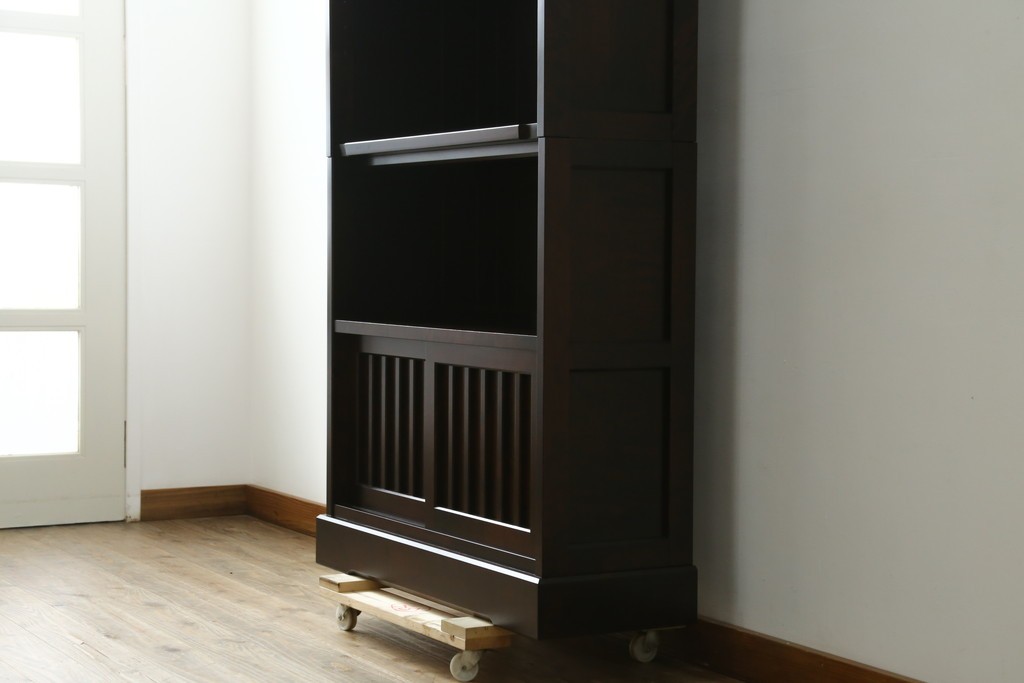 中古　希少な廃番品　北海道民芸家具　格子意匠が印象的な本棚　(R-087491)