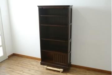 中古　希少な廃番品　北海道民芸家具　格子意匠が印象的な本棚　(R-087491)