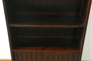 中古　希少な廃番品　北海道民芸家具　格子意匠が印象的な本棚　(R-087492)