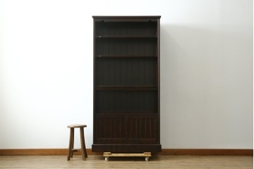 中古　希少な廃番品　北海道民芸家具　格子意匠が印象的な本棚　(R-087492)