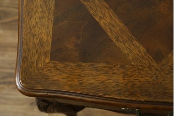 中古　DREXEL HERITAGE(ドレクセルヘリテイジ)　優雅な曲線が美しいサイドテーブル　(R-087493)