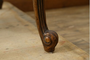 中古　DREXEL HERITAGE(ドレクセルヘリテイジ)　優雅な曲線が美しいサイドテーブル　(R-087493)