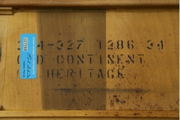 中古　DREXEL HERITAGE(ドレクセルヘリテイジ)　優雅な曲線が美しいサイドテーブル　(R-087493)