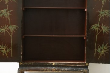 アジアンヴィンテージ　オリエンタル　花鳥文様が美しい収納棚　(R-087494)