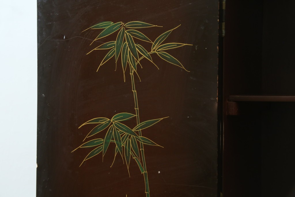 アジアンヴィンテージ　オリエンタル　花鳥文様が美しい収納棚　(R-087494)