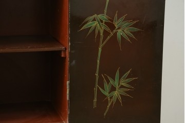 アジアンヴィンテージ　オリエンタル　花鳥文様が美しい収納棚　(R-087494)