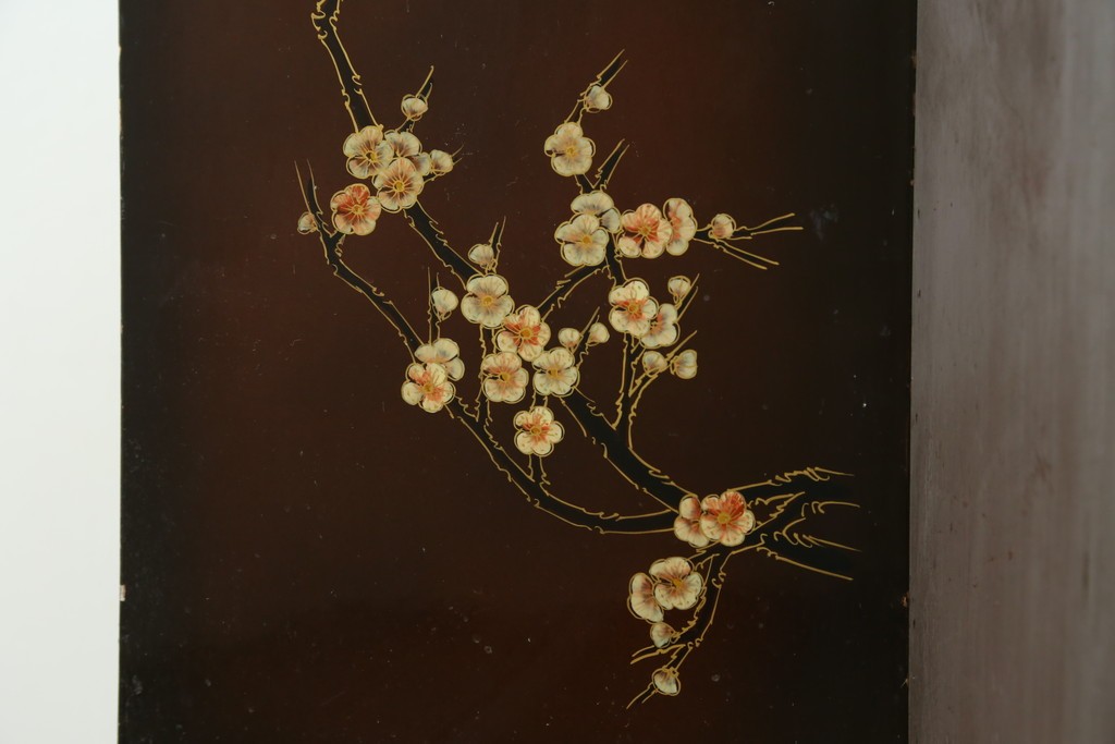 アジアンヴィンテージ　オリエンタル　花鳥文様が美しい収納棚　(R-087494)