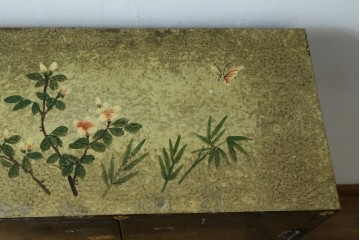 アジアンヴィンテージ　オリエンタル　花鳥文様が美しい収納棚　(R-087494)