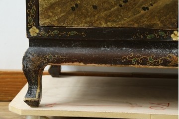 アジアンヴィンテージ　オリエンタル　花鳥文様が美しい収納棚　(R-087494)