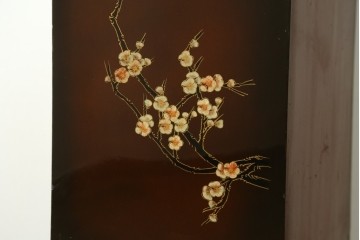アジアンヴィンテージ　オリエンタル　花鳥文様が美しい収納棚　(R-087494)