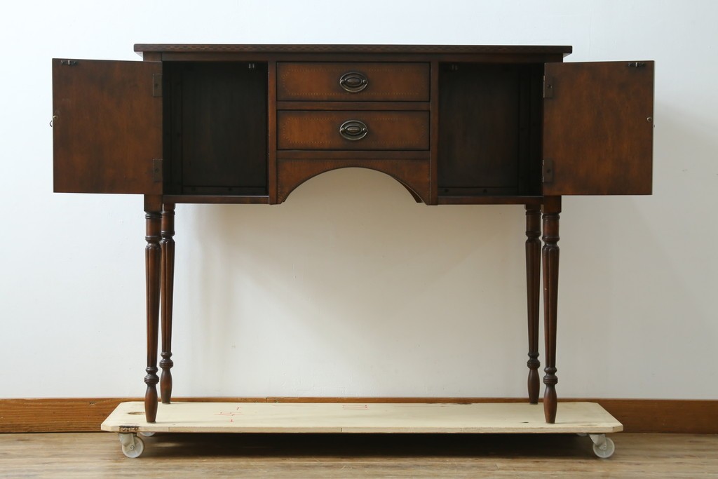 中古　DREXEL HERITAGE(ドレクセルヘリテイジ)　上品な佇まいのコンソールテーブル　(R-087495)