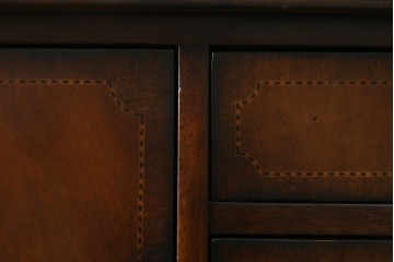 中古　DREXEL HERITAGE(ドレクセルヘリテイジ)　上品な佇まいのコンソールテーブル　(R-087495)