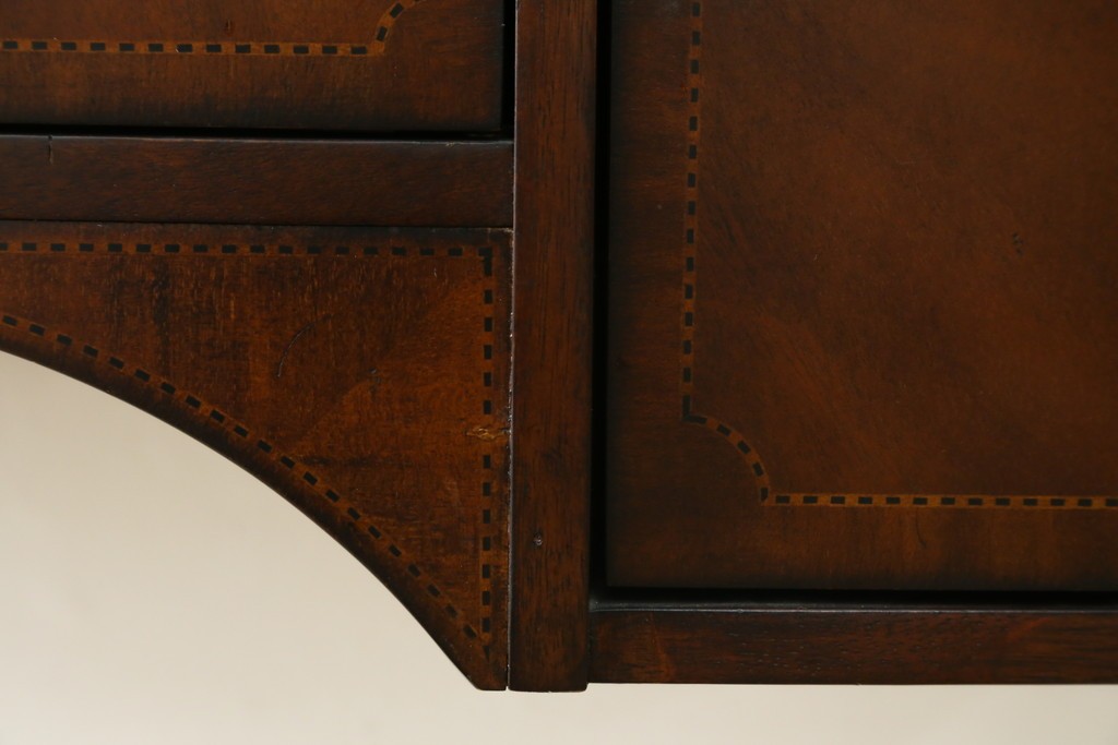 中古　DREXEL HERITAGE(ドレクセルヘリテイジ)　上品な佇まいのコンソールテーブル　(R-087495)