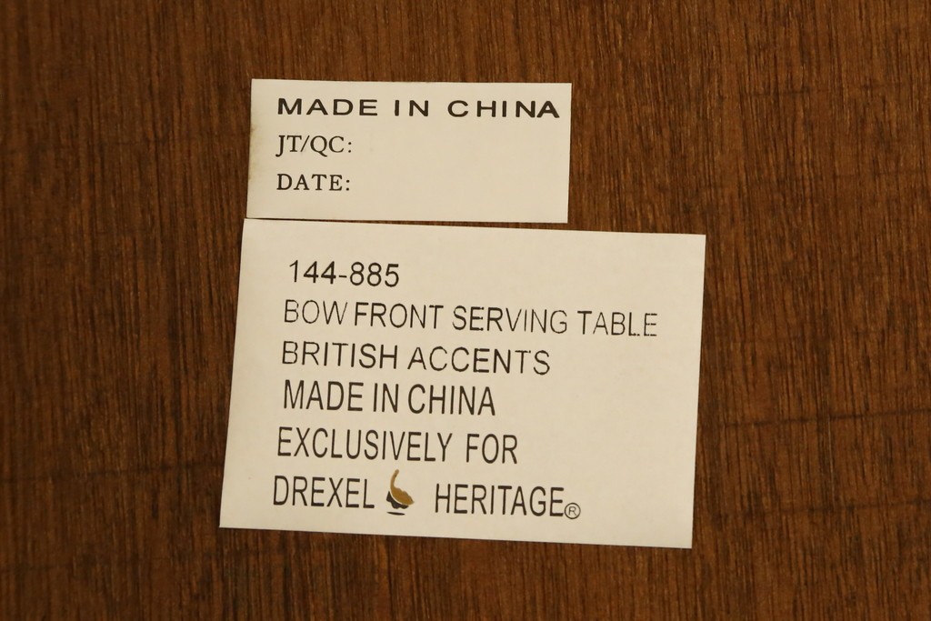 中古　DREXEL HERITAGE(ドレクセルヘリテイジ)　上品な佇まいのコンソールテーブル　(R-087495)