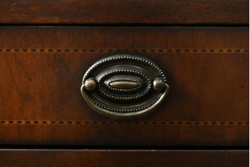 中古　DREXEL HERITAGE(ドレクセルヘリテイジ)　上品な佇まいのコンソールテーブル　(R-087495)