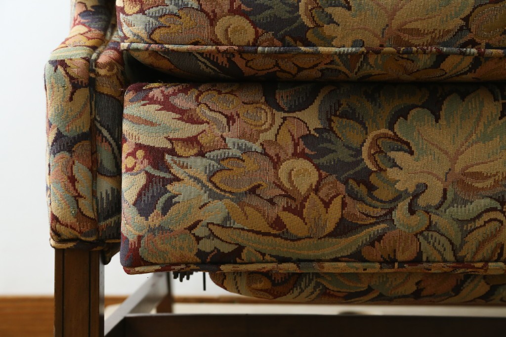 中古　美品　DREXEL HERITAGE(ドレクセルヘリテイジ)　花柄が目を引くリクライニングソファ　(R-087496)