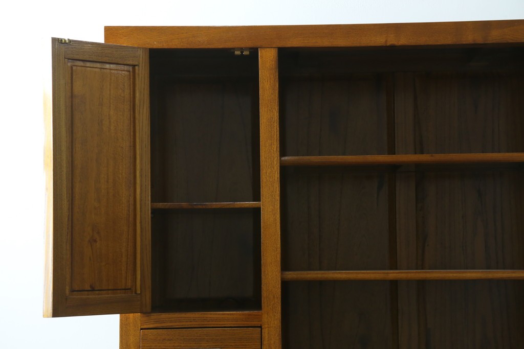 中古　美品　タモ材　格子戸が美しい水屋箪笥　(R-087497)