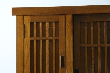 中古　美品　タモ材　格子戸が美しい水屋箪笥　(R-087497)