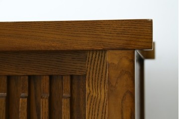 中古　美品　タモ材　格子戸が美しい水屋箪笥　(R-087497)