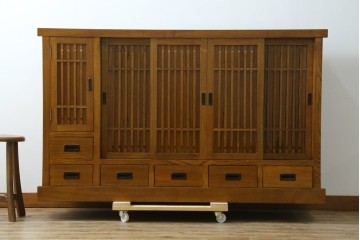 中古　美品　タモ材　格子戸の水屋箪笥サイドボード　(R-087498)