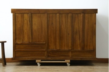 中古　美品　タモ材　格子戸の水屋箪笥サイドボード　(R-087499)