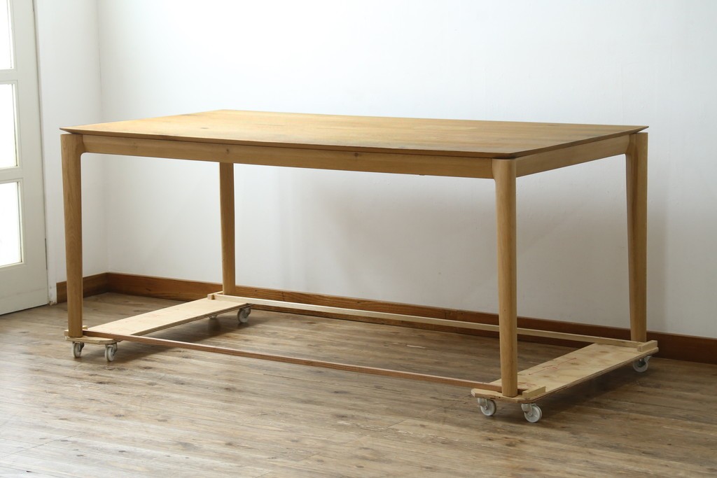 中古　THE CONRAN SHOP(ザ・コンランショップ)取り扱い　Ethnicraft(エスニクラフト)　オーク材　Bok(ボーク)ダイニングテーブル　定価約60万円　(R-087502)