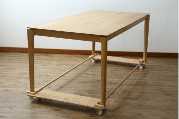 中古　THE CONRAN SHOP(ザ・コンランショップ)取り扱い　Ethnicraft(エスニクラフト)　オーク材　Bok(ボーク)ダイニングテーブル　定価約60万円　(R-087502)