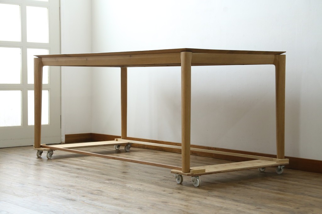 中古　THE CONRAN SHOP(ザ・コンランショップ)取り扱い　Ethnicraft(エスニクラフト)　オーク材　Bok(ボーク)ダイニングテーブル　定価約60万円　(R-087502)