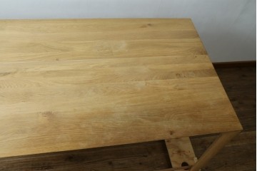 中古　THE CONRAN SHOP(ザ・コンランショップ)取り扱い　Ethnicraft(エスニクラフト)　オーク材　Bok(ボーク)ダイニングテーブル　定価約60万円　(R-087502)