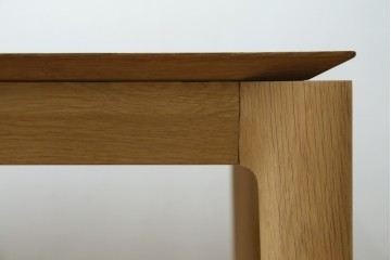 中古　THE CONRAN SHOP(ザ・コンランショップ)取り扱い　Ethnicraft(エスニクラフト)　オーク材　Bok(ボーク)ダイニングテーブル　定価約60万円　(R-087502)